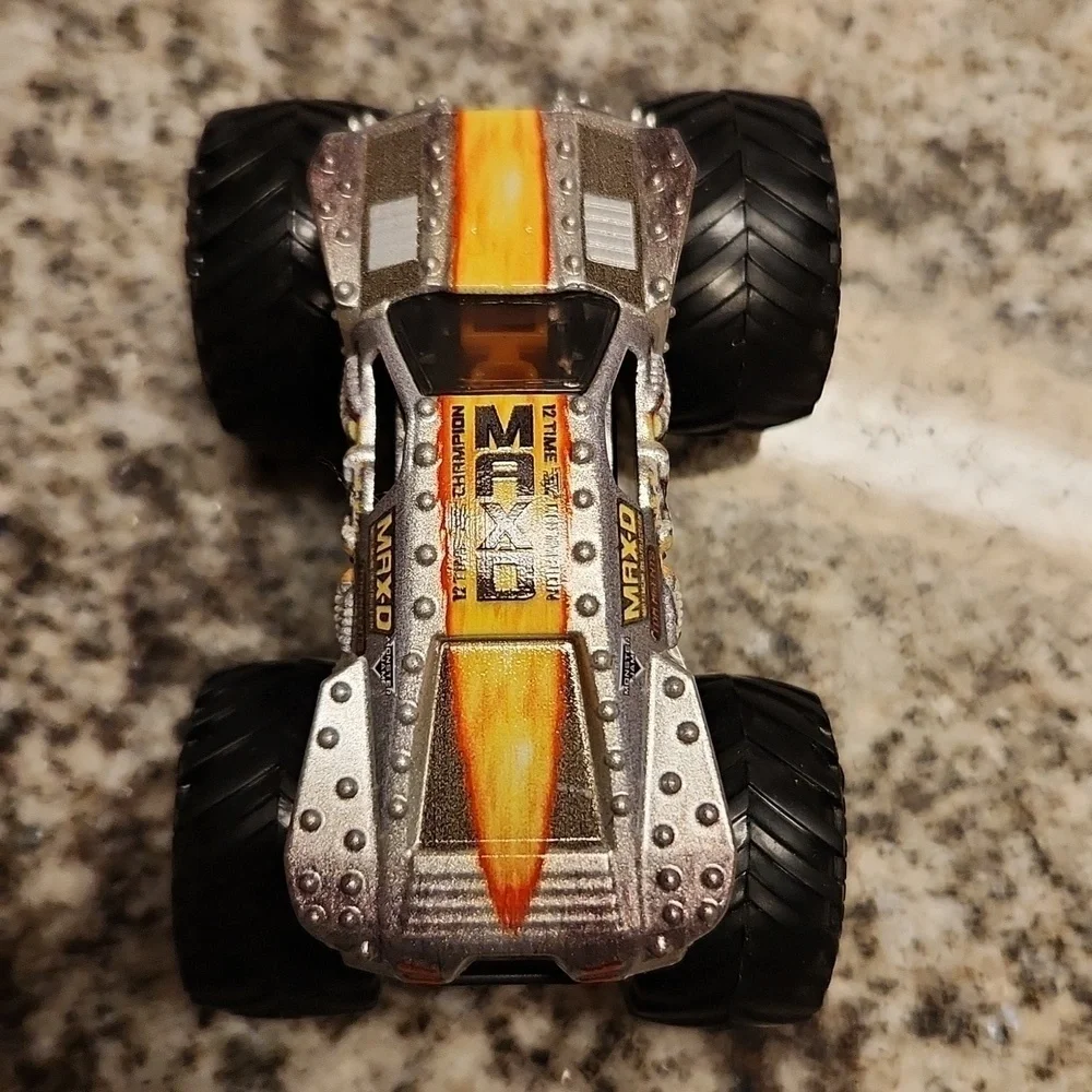 Spin Master Mad Max silver Die Cast Monster Truck 1:64 scale